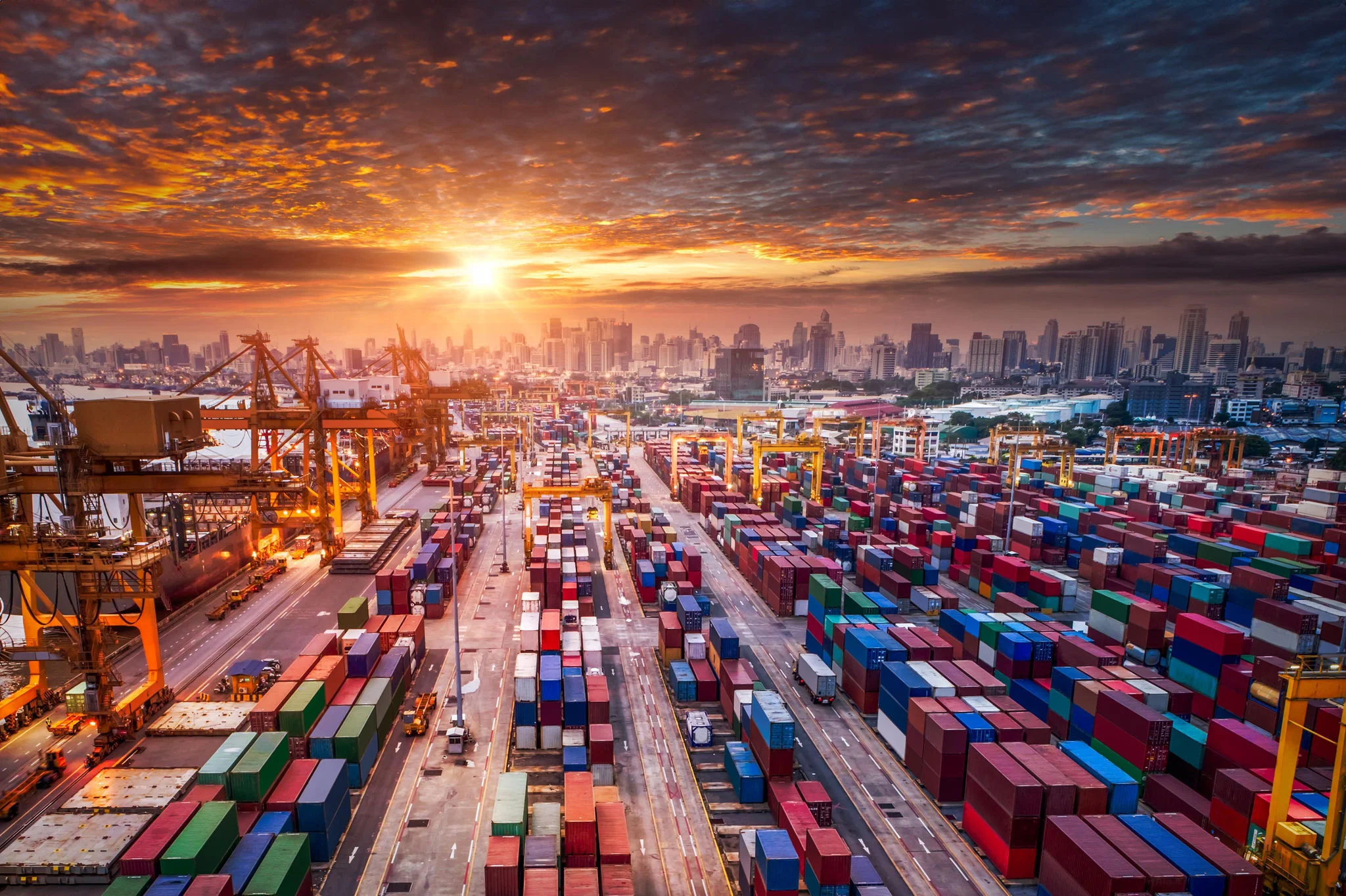 ey-container-ship-in-import-export-and-business-logistic